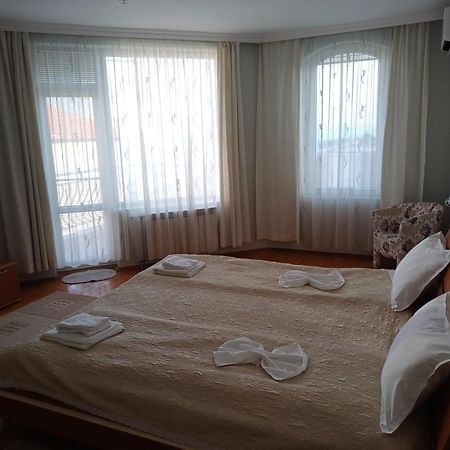 Guest Rooms DEVA Burgas Extérieur photo
