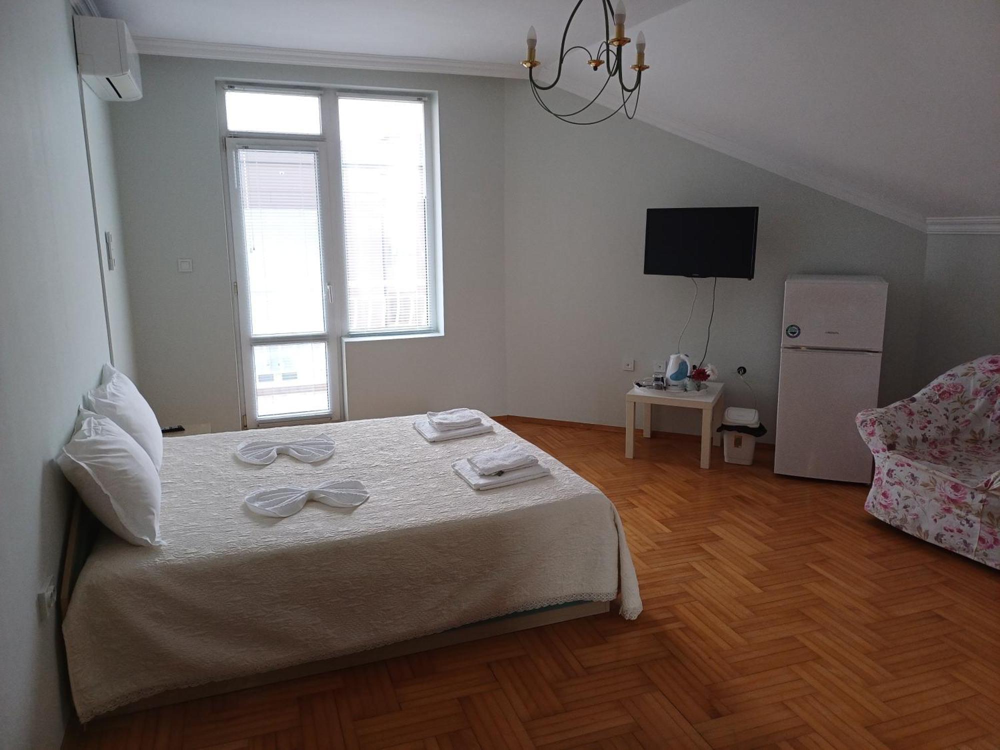 Guest Rooms DEVA Burgas Extérieur photo