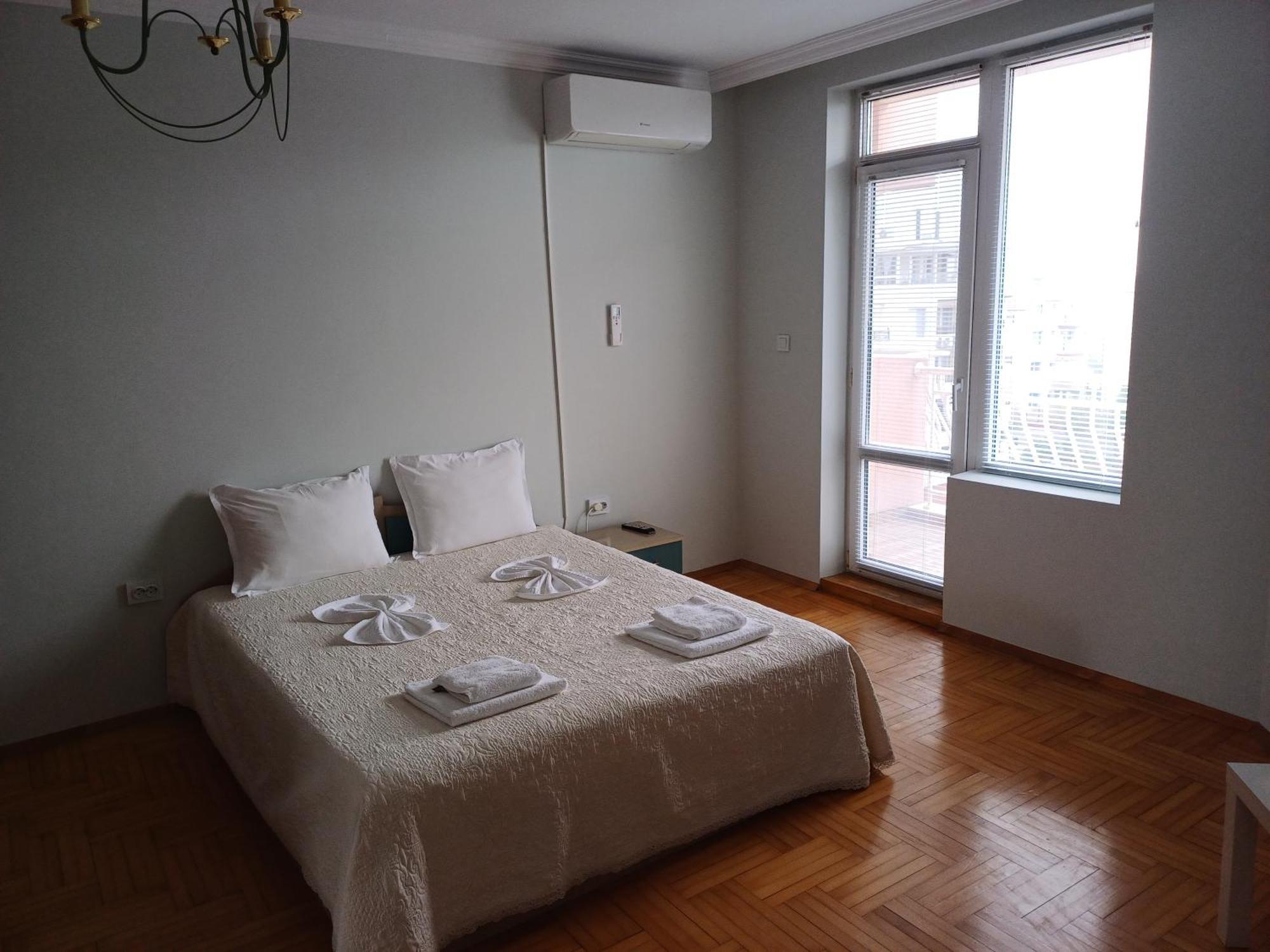 Guest Rooms DEVA Burgas Extérieur photo