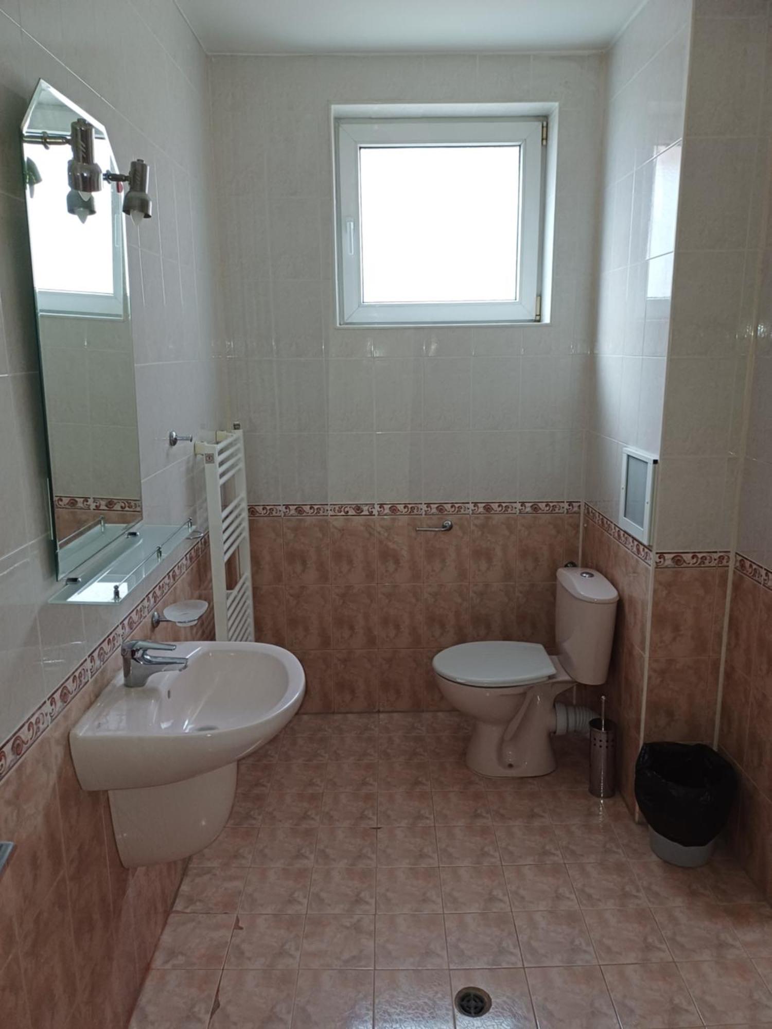 Guest Rooms DEVA Burgas Extérieur photo