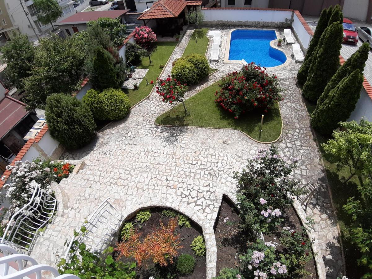 Guest Rooms DEVA Burgas Extérieur photo